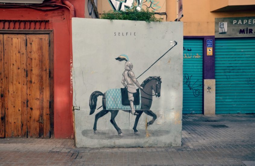 selfie-street-art