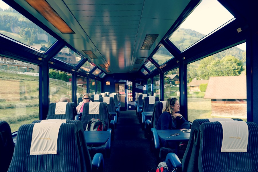 train-panoramique-suisse