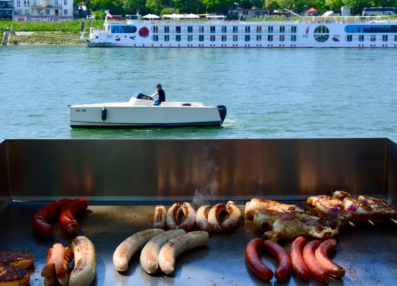 barbecue au bord du Rhin à Bâle